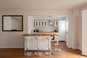 GuestReady - Lovely 2BR Home near Wimbledon sleeps 4, London